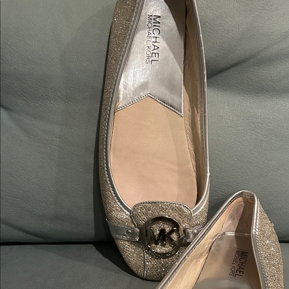 Michael Kors Shimmering Silver Flats Size 10M